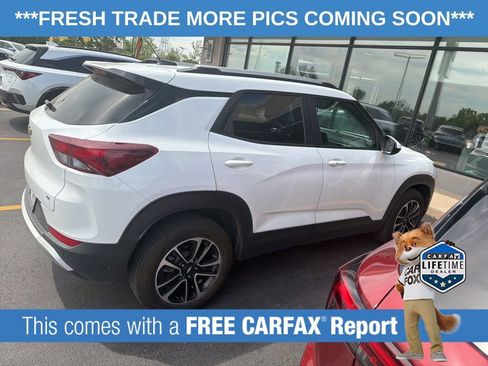 Used 2024 Chevrolet TrailBlazer LT w/ LT Cold Weather Package FWD image 4
