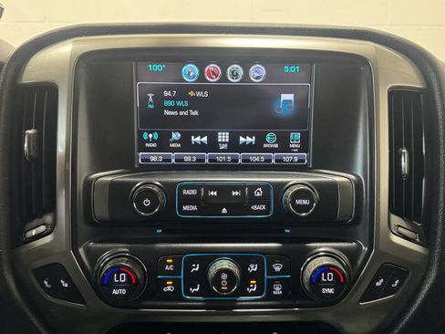 Used 2018 Chevrolet Silverado 1500 LT w/ All Star Edition AWD/4WD image 23