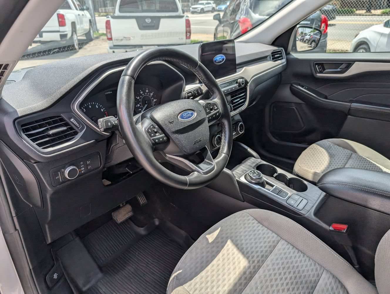 Used 2022 Ford Escape SE w/ Convenience Package FWD image 12