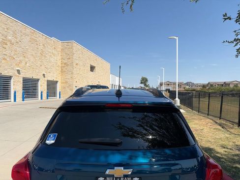 Used 2019 Chevrolet Trax LT w/ LT Convenience Package AWD/4WD image 6