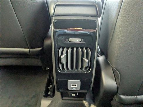 New 2026 Jeep Compass Limited image 14