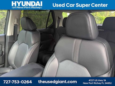 Used 2024 Honda Pilot EX-L image 7