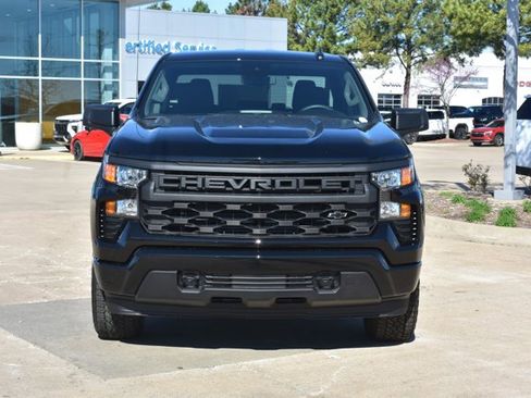New 2026 Chevrolet Silverado 1500 Custom image 2