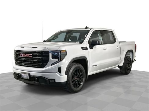 Used 2026 GMC Sierra 1500 Elevation image 1