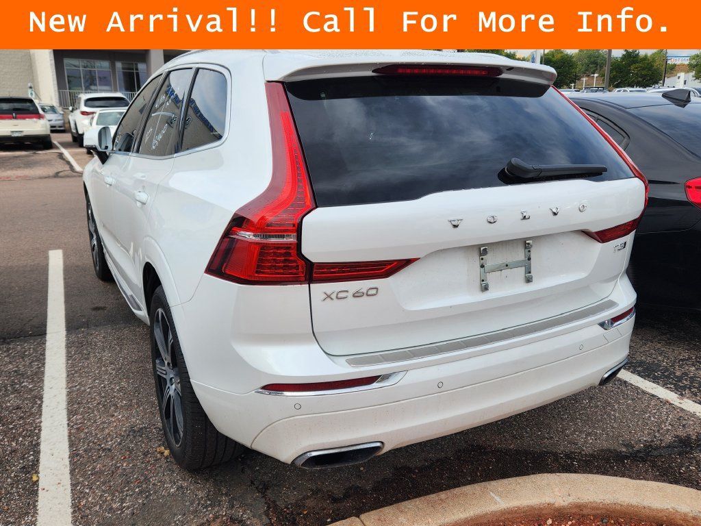 Used 2021 Volvo XC60 T5 Inscription w/ Climate Package AWD/4WD image 8