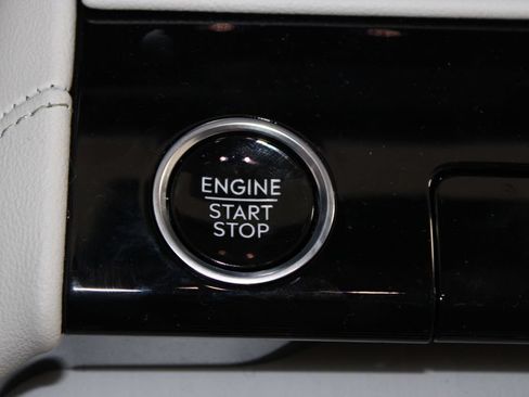 New 2026 Lincoln Navigator Premiere AWD/4WD image 44