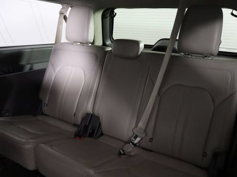 Used 2019 Ford Expedition Max Limited w/ Equipment Group 301A AWD/4WD image 17