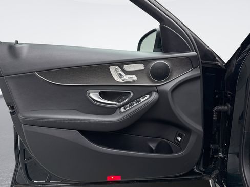 Used 2019 Mercedes-Benz C 300 C300 AWD NAV image 9