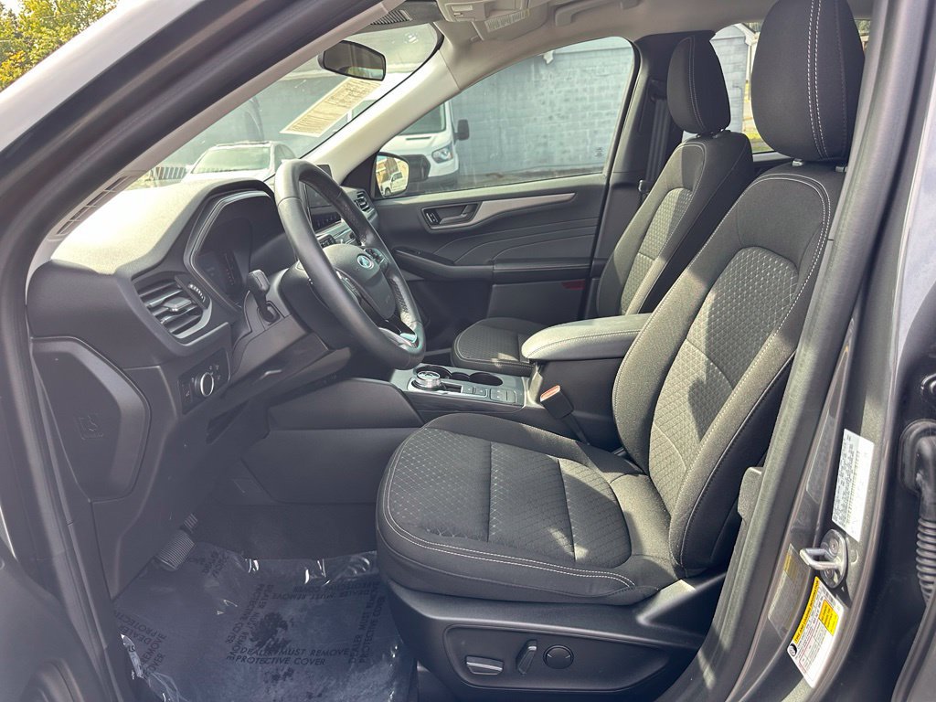 Used 2023 Ford Escape Active FWD image 12