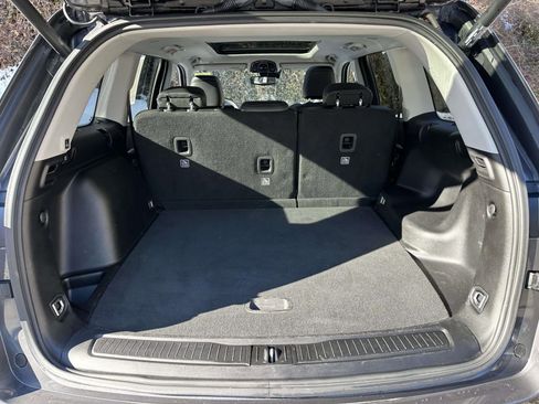 Used 2024 Jeep Grand Cherokee Limited image 13