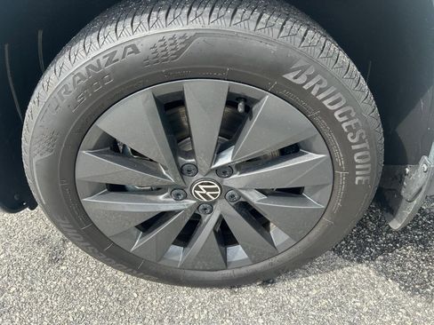 Certified 2023 Volkswagen Taos S w/ IQ Drive S Package FWD image 27