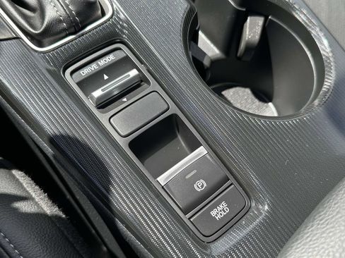 Used 2025 Honda Civic Sport image 31