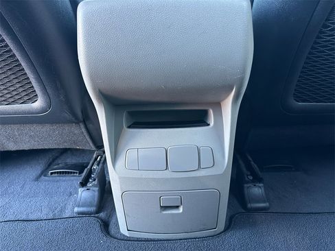 Used 2019 Kia Sedona EX image 33