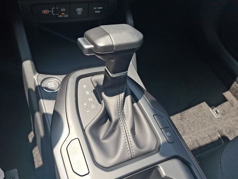 New 2026 Kia K4 FWD image 10