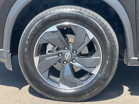 Used 2024 Nissan Rogue SV AWD/4WD image 27