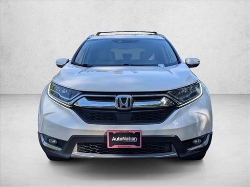 Used 2018 Honda CR-V Touring image 2