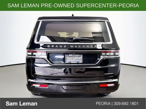Used 2023 Jeep Grand Wagoneer L Series III w/ Rear Seat Video Group 1 AWD/4WD image 6