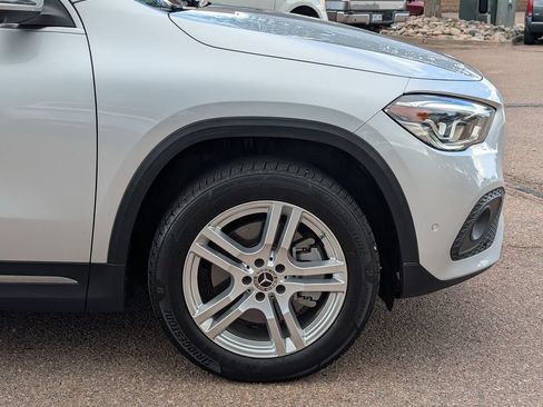 Certified 2021 Mercedes-Benz GLA 250 4MATIC image 9