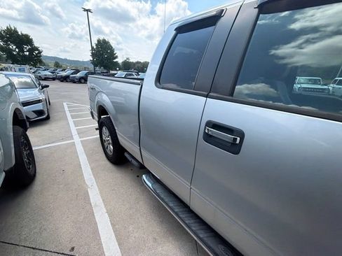 Used 2011 Ford F150 XLT w/ XLT Chrome Pkg AWD/4WD image 14