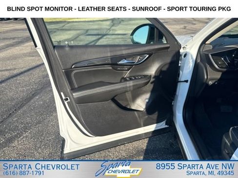 Used 2021 Buick Envision Essence w/ Sport Touring Package AWD/4WD image 11