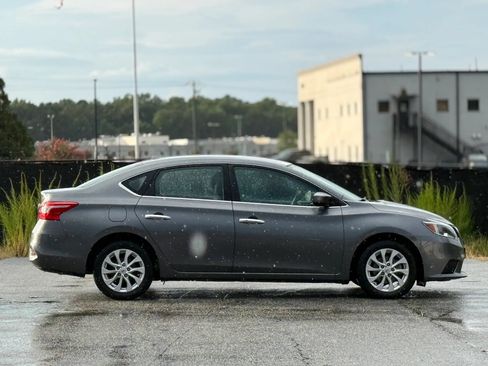 Used 2018 Nissan Sentra SV FWD image 7