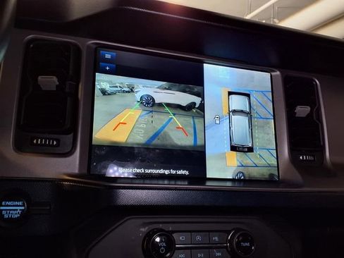 Used 2023 Ford Bronco Outer Banks image 7