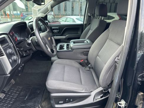 Used 2018 Chevrolet Silverado 1500 LT w/ LT Eassist Package image 10