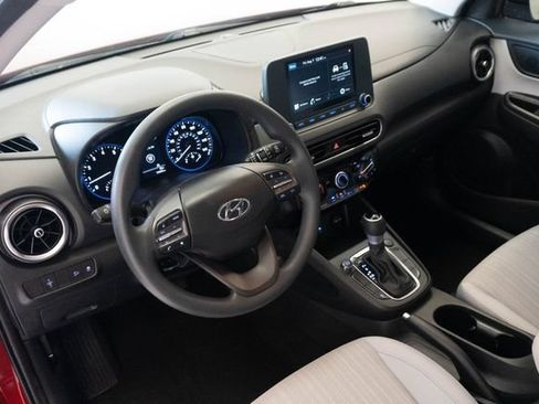 Used 2023 Hyundai Kona SEL w/ Cargo Package FWD image 4