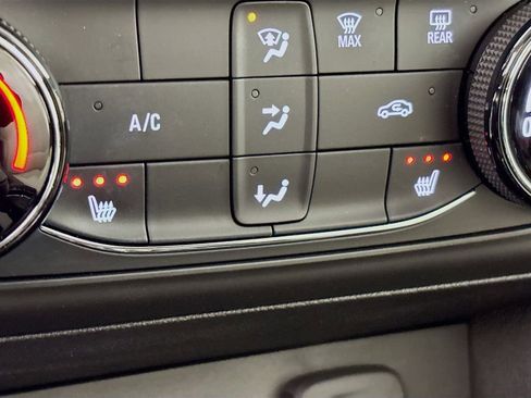 Used 2024 Buick Encore GX Preferred w/ Comfort Package image 21