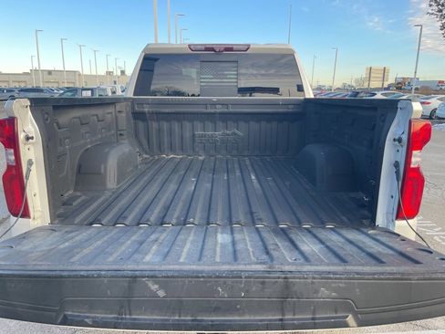 Used 2020 Chevrolet Silverado 1500 High Country w/ Technology Package image 14