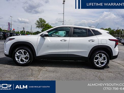 New 2026 Chevrolet Trax LS w/ LS Convenience Package image 9