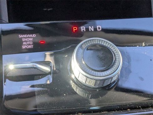 Used 2023 Jeep Grand Cherokee Limited w/ Black Appearance Package image 28