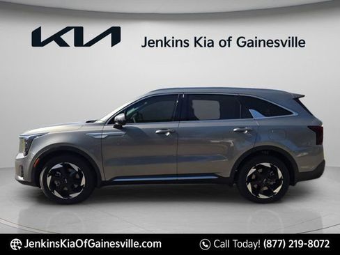 New 2026 Kia Sorento EX w/ EX Premium Package FWD image 9