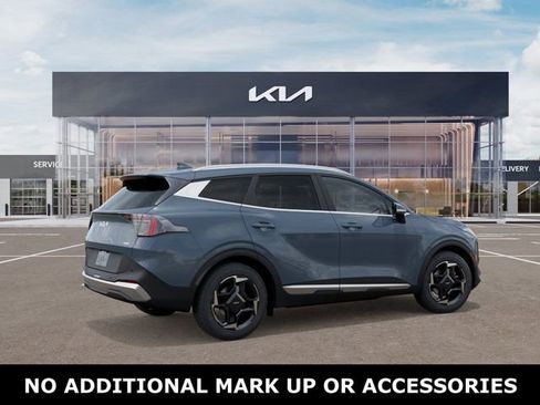 New 2026 Kia Sportage EX image 6