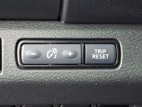 Used 2024 Nissan Frontier PRO-4X w/ Pro Convenience Package AWD/4WD image 23
