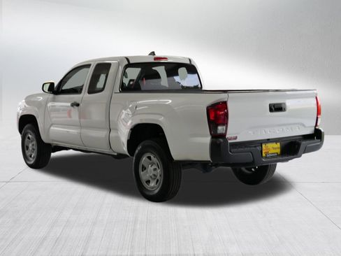 Certified 2022 Toyota Tacoma SR image 6