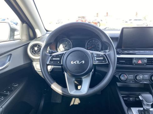 Used 2024 Kia Forte LXS image 14