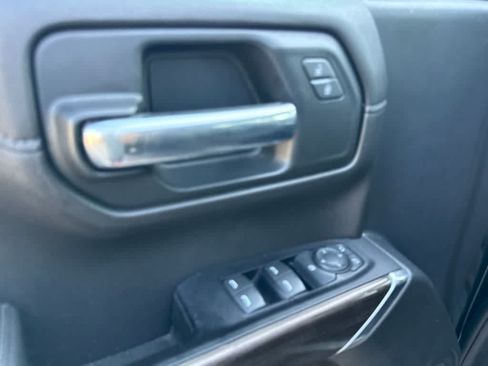 Used 2019 Chevrolet Silverado 1500 RST AWD/4WD image 13