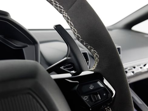 Used 2020 Lamborghini Huracan EVO AWD/4WD image 22
