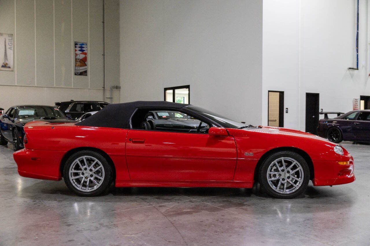 Used 2002 Chevrolet Camaro Z28 w/ SS Performance/Appearance Pkg RWD image 26
