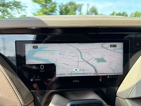 New 2026 GMC Yukon Denali w/ Denali Reserve Package AWD/4WD image 18