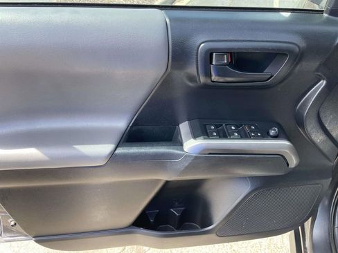 Used 2019 Toyota Tacoma SR5 image 25