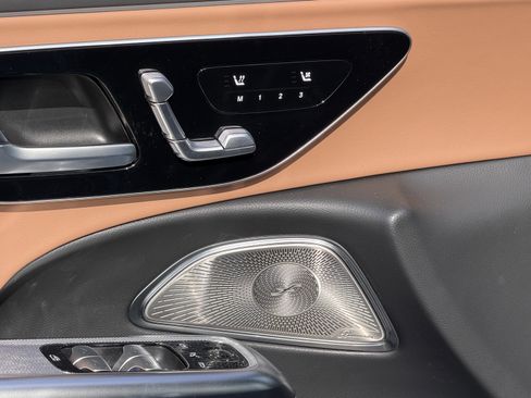 New 2026 Mercedes-Benz E 53 AMG e 4MATIC Sedan image 18