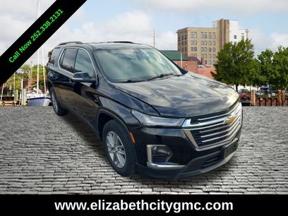 Used 2023 Chevrolet Traverse LT w/ Rear Camera Mirror Package