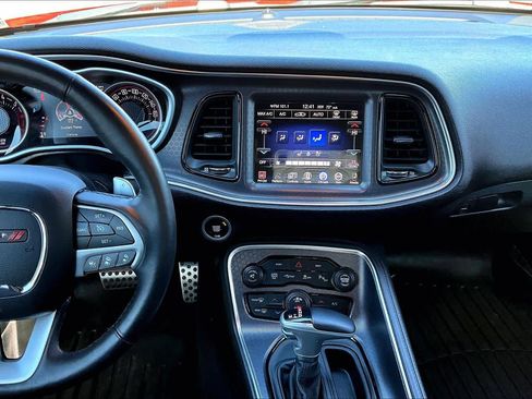 Used 2016 Dodge Challenger R/T Scat Pack w/ Leather Interior Group image 6