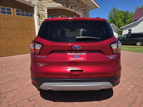 Used 2018 Ford Escape Titanium w/ Ford Safe & Smart Package AWD/4WD image 4