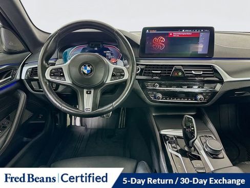 Used 2021 BMW 540i xDrive w/ M Sport Package image 26