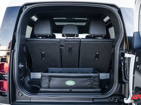 Used 2022 Land Rover Defender 90 X-Dynamic S image 77