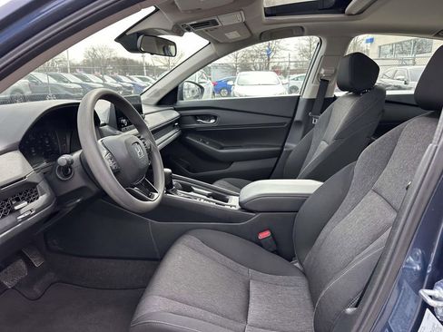 Certified 2023 Honda Accord EX image 12