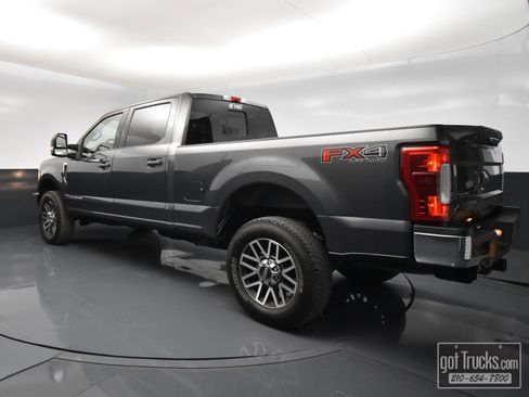 Used 2019 Ford F250 Lariat w/ Lariat Value Package image 5